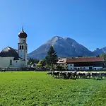 Neubau Alpinstar - Luxus, Bergblick, Loipe, Sauna Leutasch