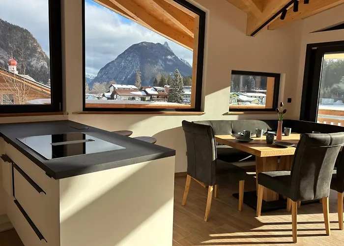 Chalet Neubau Alpinstar - Luxus, Bergblick, Loipe, Sauna Leutasch