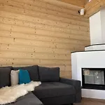 Neubau Alpinstar - Luxus, Bergblick, Loipe, Sauna 샬레 로이타쉬