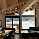 Neubau Alpinstar - Luxus, Bergblick, Loipe, Sauna 샬레